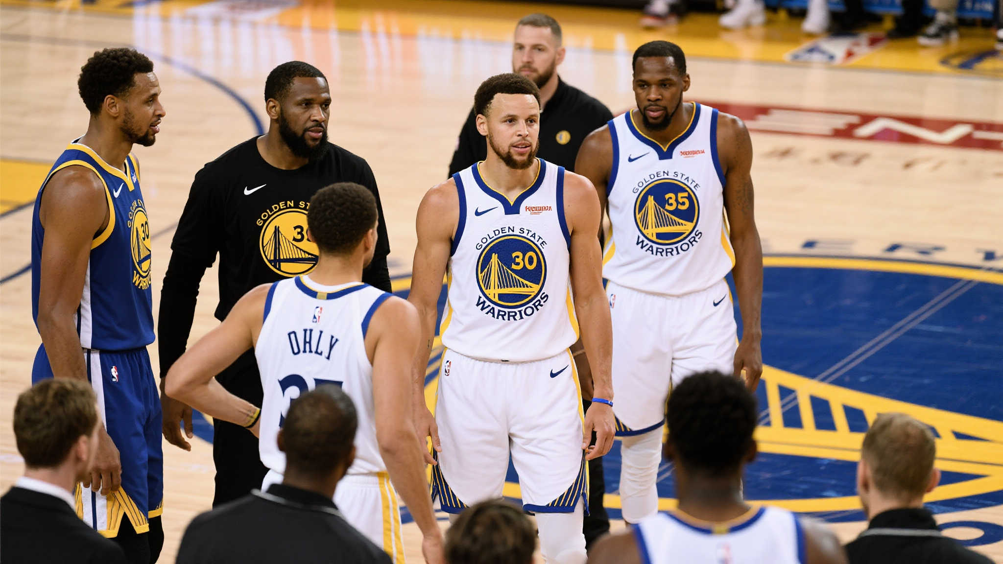 面对被动局势，不同国家及地区如NBA或国际赛事中的